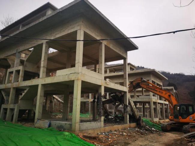 济南南部山区违法建筑拆除工作已开始