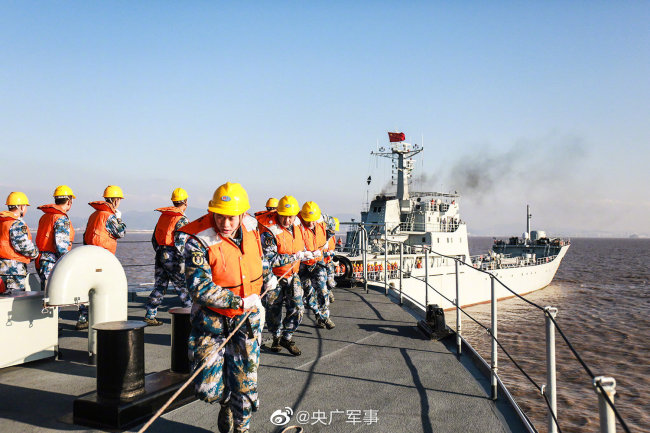东部战区海军全要素登陆作战演练