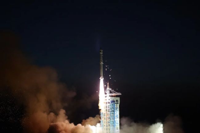 我国成功发射L-SAR 01组A星