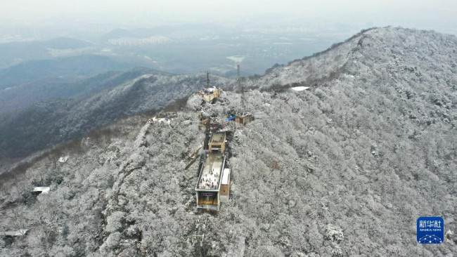 1月29日拍攝的南京紫金山雪景（無人機(jī)照片）,。