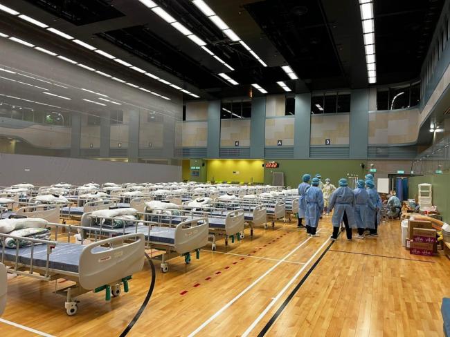 香港已紧急从内地聘用千名临时护理员