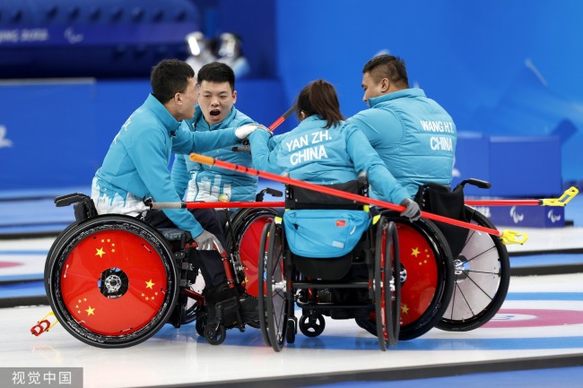 晚报|新冠抗原自测产品上市 中国轮椅冰壶成功卫冕