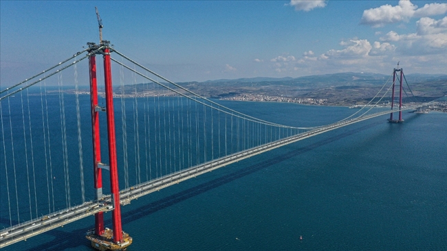 世界上主跨最长桥梁大桥建成通车