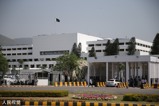 巴基斯坦国民议会审议涉及罢免总理的动议