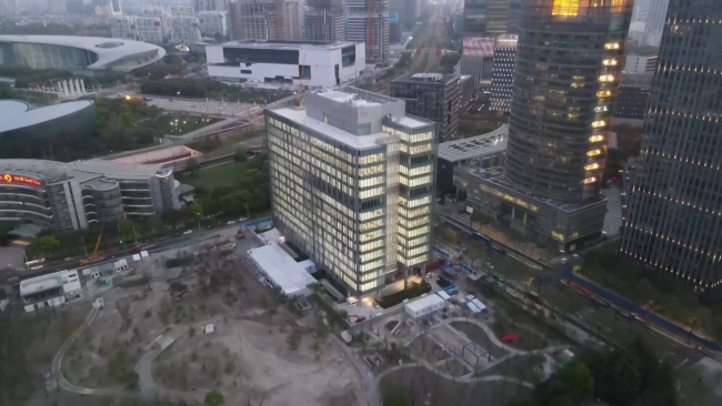 上海首个写字楼改建方舱医院即将投入使用