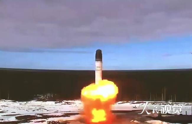 俄罗斯成功试射一枚“萨尔马特”洲际弹道导弹编辑图片素材-ID:1378432192