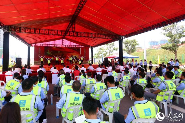 厦门市工悦领读特色宣讲活动走进中建海峡项目现场