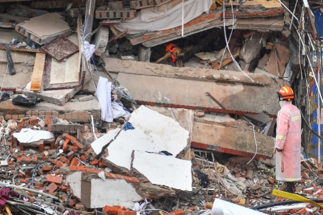 湖南长沙居民自建房倒塌事故现场救援