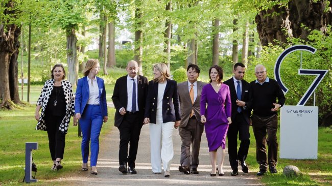 法国外长：G7会继续支持乌克兰，“直到赢”