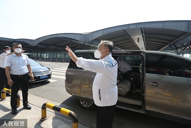 2022年5月20日，全国新冠肺炎疫情医疗救治专家组中医组组长、中国工程院院士张伯礼团队返回天津。