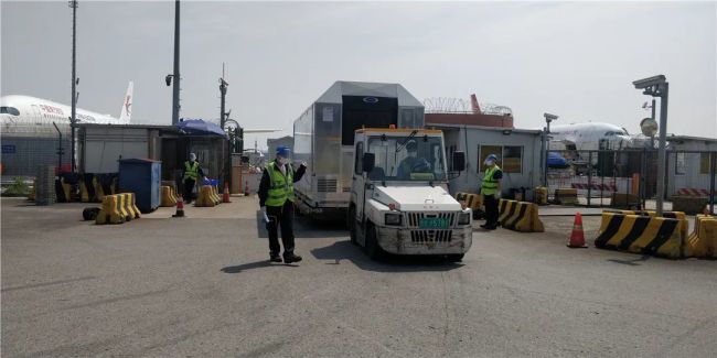 5月以来，浦东机场持续保障光刻机等重要复工复产物资进口。