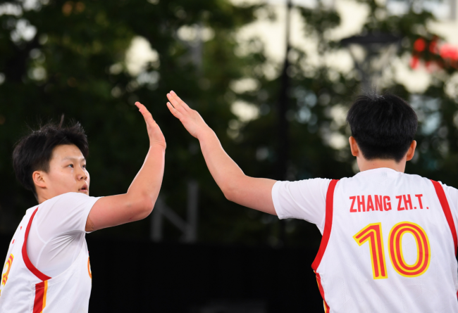中国三人女篮真牛！连续两届世界杯登上领奖台