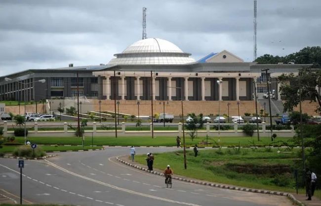 马拉维首都利隆圭市区的议会大厦.新华社记者丁海涛摄