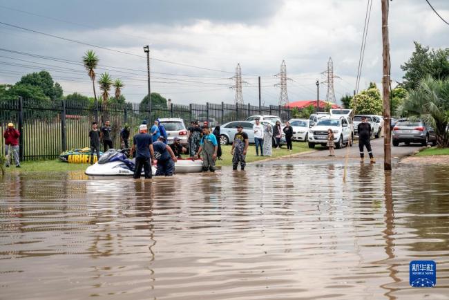 南非约翰内斯堡遭受洪水侵袭