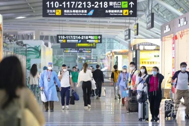 “机舱全是人,仿佛回到3年前!” 第一拨转阴的北方人正在涌入三亚