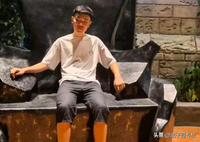 缢吊是什么意思？胡鑫宇遗体缢吊状态下被找到