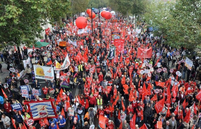 英国告急，史上最大规模罢工来袭！德、法警告美国停止咄咄逼人的提议