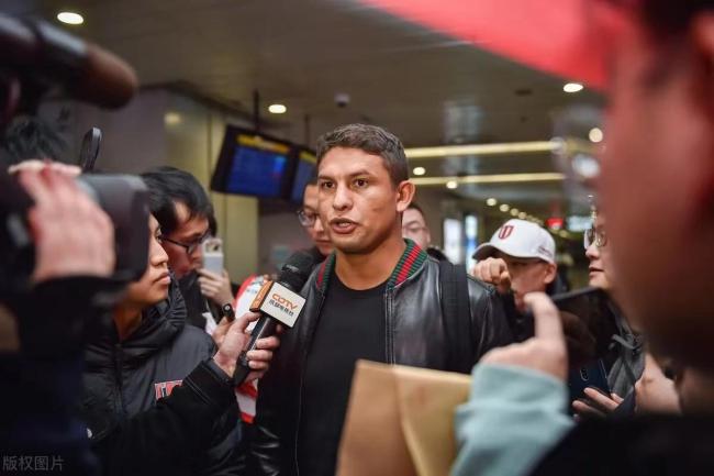  国足部分球员请假 扬科维奇上任就猝不及防 