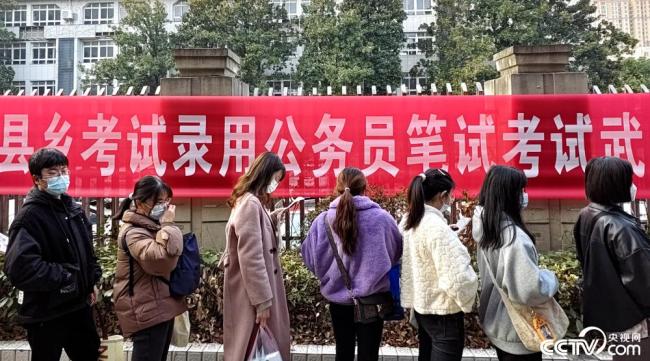 中国驻泰使馆回应近期涉泰旅游问题 - Baidu - Bing 百度热点快讯
