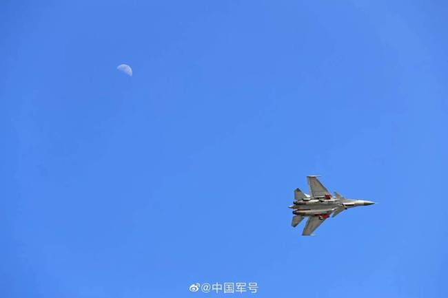 台媒称20艘解放军及台军船舰在所谓中线对峙 - Baidu - 菠菜论坛 百度热点快讯