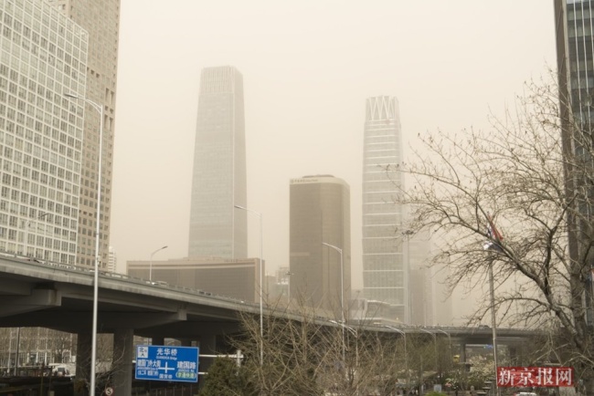北京今天最高温26℃伴7级阵风，周末气温骤降最低温将重回冰点！