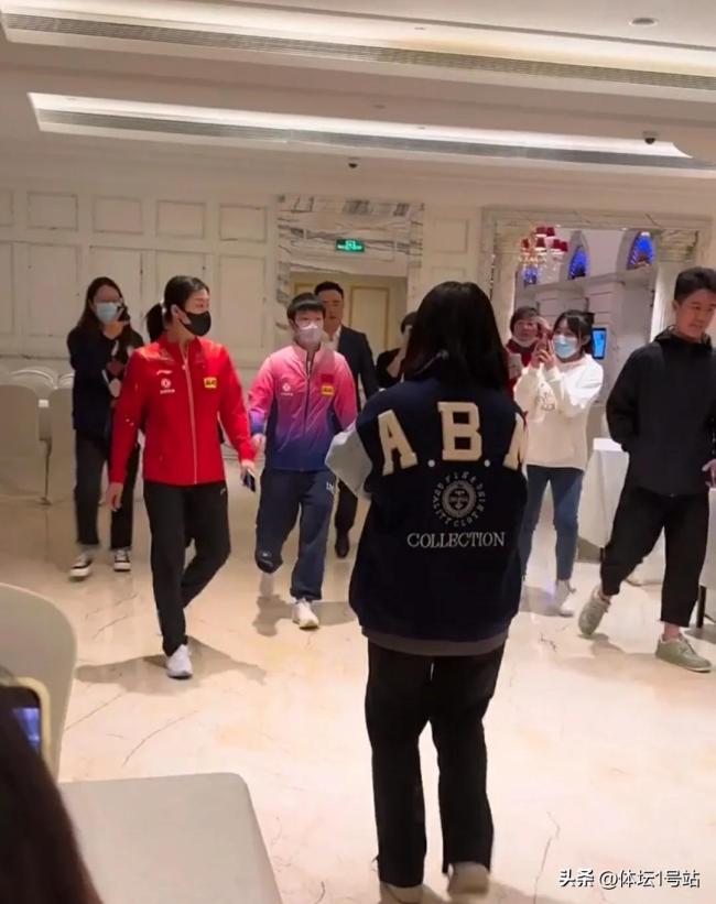 孙颖莎和王楚钦反拍代拍 别把饭圈行为带到体坛 