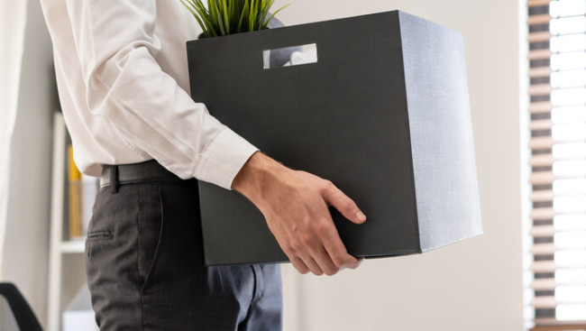 埃森哲宣布将全球裁员1.9万人，公司将为此12亿美元遣散费