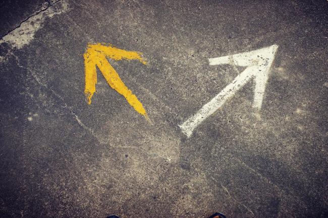 绑定王楠、刘国梁的明星体育小镇陷债务困境 曝4513万元票据逾期