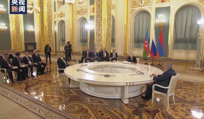 俄罗斯、俄罗亚美尼亚和阿塞拜疆领导人举行三方会谈
