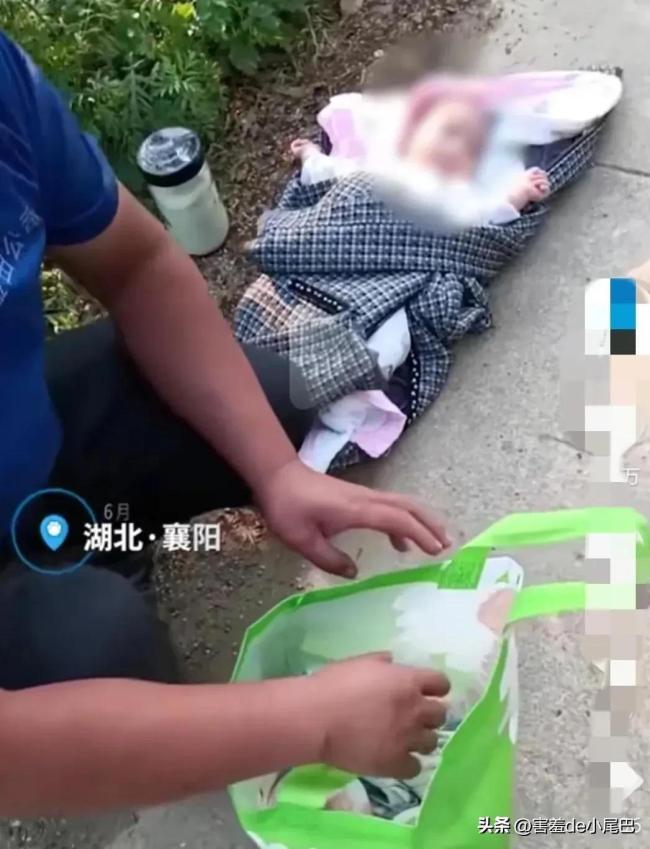 襄阳路边发现被遗弃男婴 目击者: 警察连夜送往福利院了