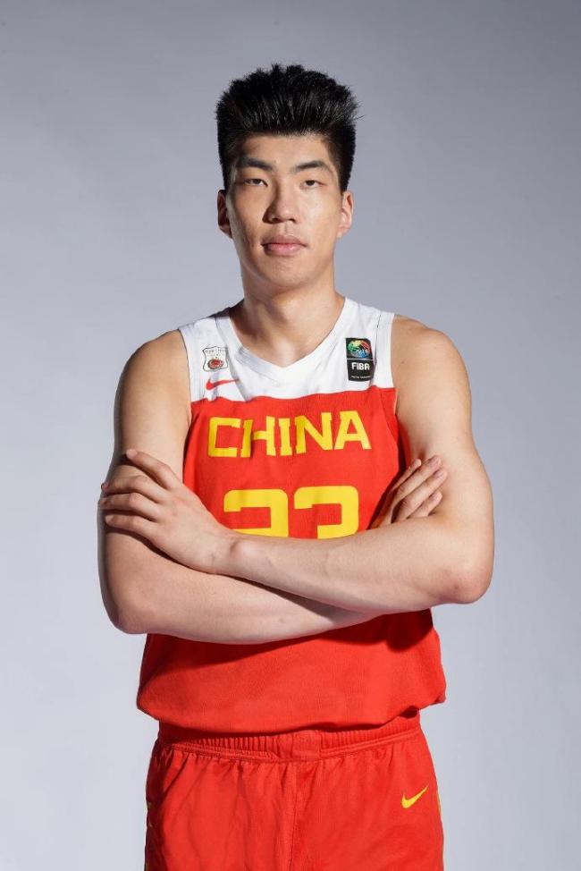 中国篮球新世代！耐克官宣签约5名00后球员 崔永熙领衔