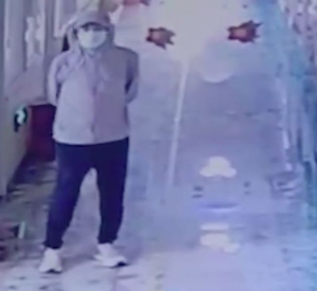 陌生男子冒充爷爷接娃 妈妈：他包裹得很严实，还向老师报出孩子的全名