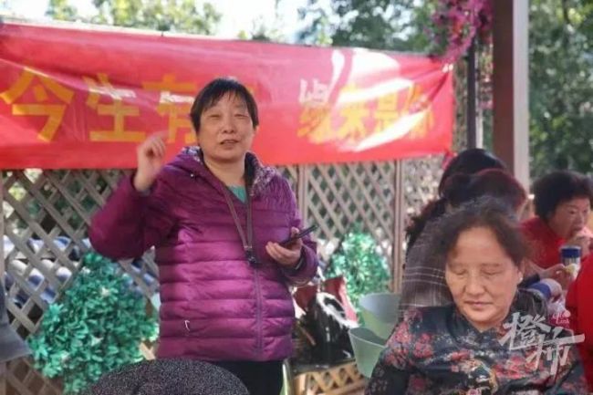 “赚5个亿不如月薪5000生娃优秀”?杭州阿姨因一句话被网暴