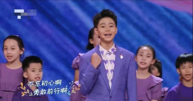 蔡国庆儿子全科免考毕业，引发广大网友关注和热议