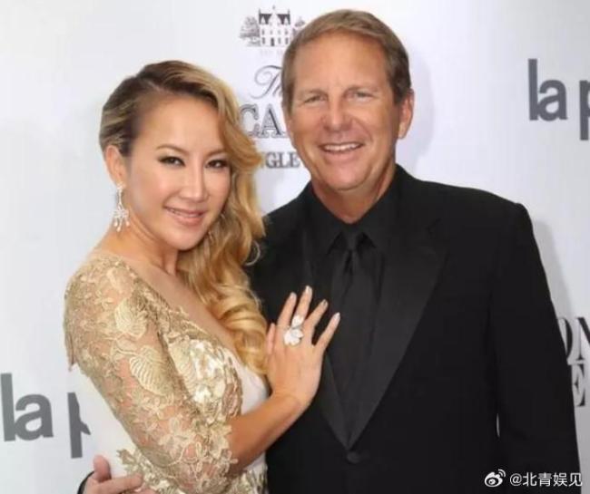 知情人称李玟疑因窒息死亡 李玟二姐喊话让知情人站出来