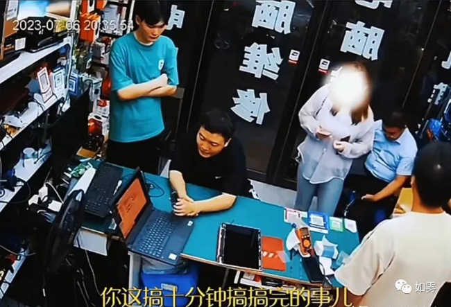 男子遇恶意还价气到崩溃：说好的500元只给350元，女子强行还价老板崩溃
