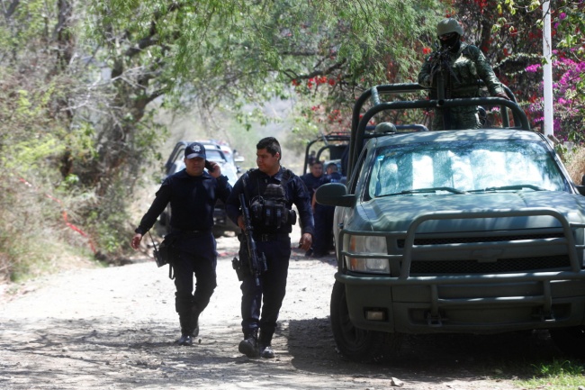 墨西哥西部爆炸袭击致6死12伤