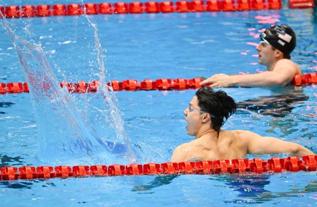 17岁中国小将余依婷200米混合泳摘铜