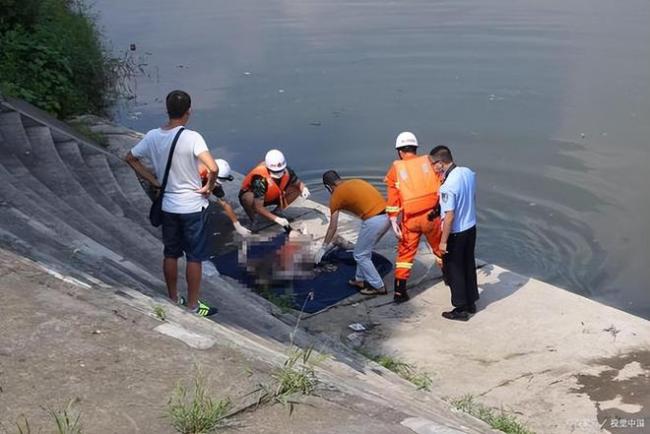 初中女孩溺水身亡图片