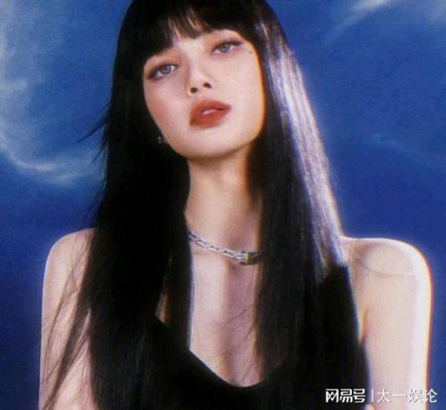 lisa在演唱会上哭了粉丝觉得十分真诚和心疼引发了热议