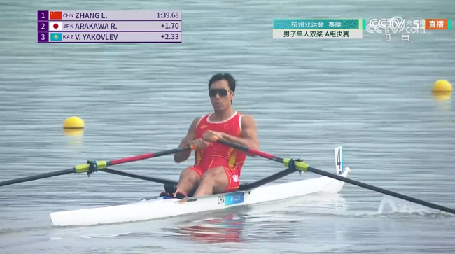 36岁老将张亮夺得男子双桨金牌 也是在本届亚运会收获的第2金