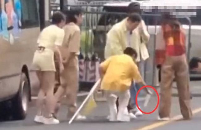 唐嫣录节目鞋底掉了 画面社死遭围观