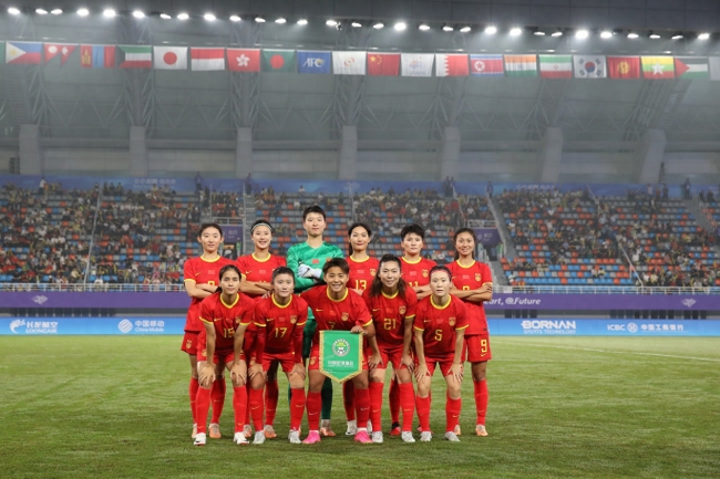中国女足今晚战乌兹别克斯坦，力争头名