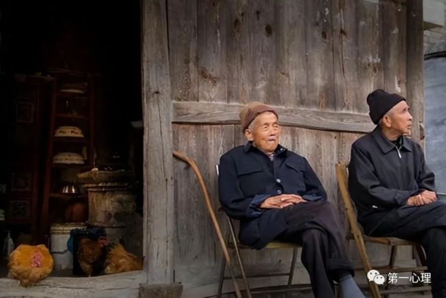 “无儿无女”现象席卷全国,7000万女性无后代,这个死局如何破?
