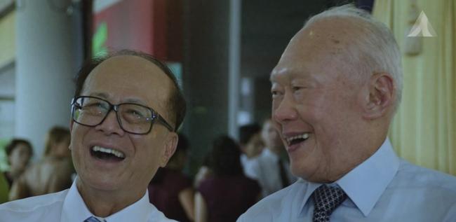 95岁李嘉诚退休后罕受访，说话语速缓慢显消瘦，怀念故友眼泛泪光