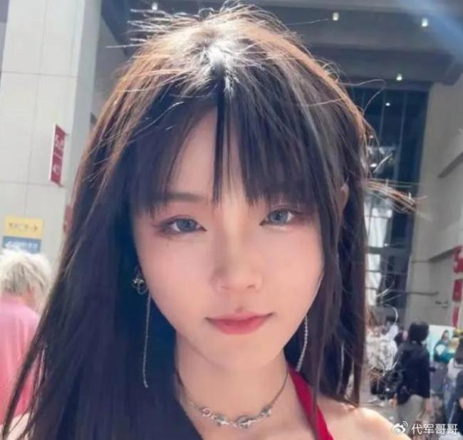 网红小慧君晒判决胜诉结果，高呼自己胜诉