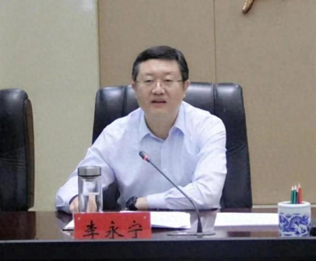 银川厅官落马：大搞权钱交易，多名共事同僚已被查
