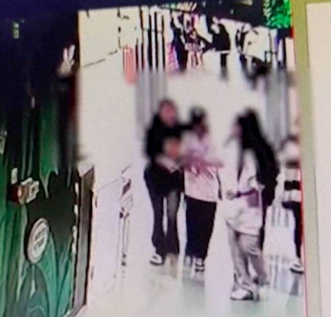 “羊肉哥”自曝女儿遭暴打悬赏1万元找打人者 当事人：3人被抓