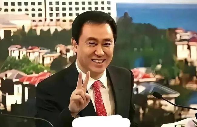 投资恒大巨亏!资本大鳄刘銮雄最新发声,不怪甘比和许家印