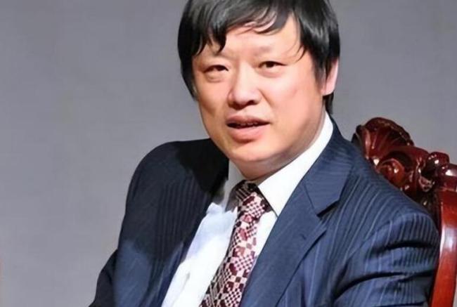 胡锡进：热刺球迷被暴打怪国足不争气